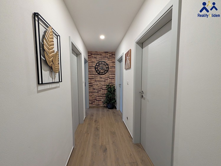 Prodej rodinného domu 127 m², pozemek 500 m² - foto 3