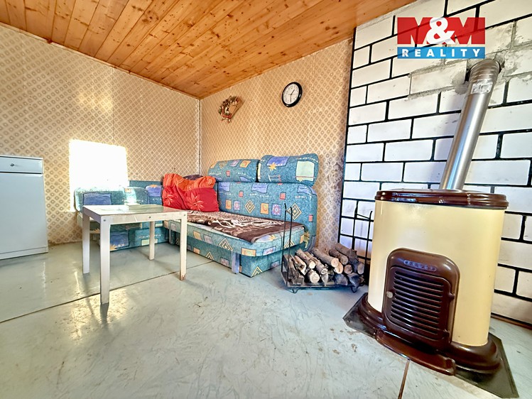 Prodej chaty 20 m², pozemek 285 m² - foto 2