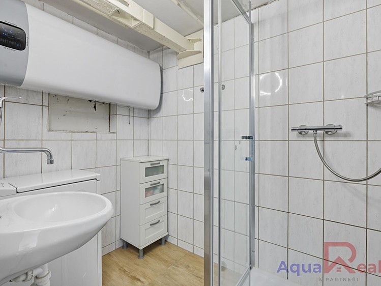 Prodej chaty 82 m², pozemek 1 255 m² - foto 8
