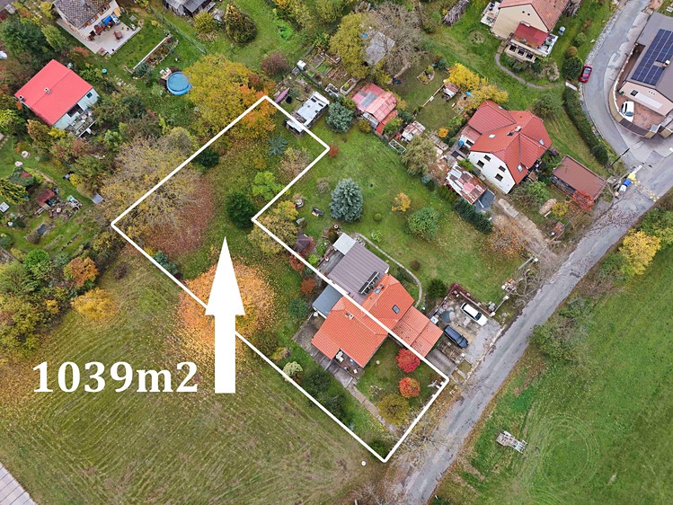 Prodej rodinného domu 194 m², pozemek 1 039 m² - foto 3