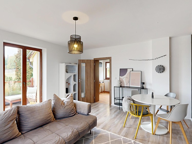 Prodej rodinného domu 194 m², pozemek 1 039 m² - foto 8