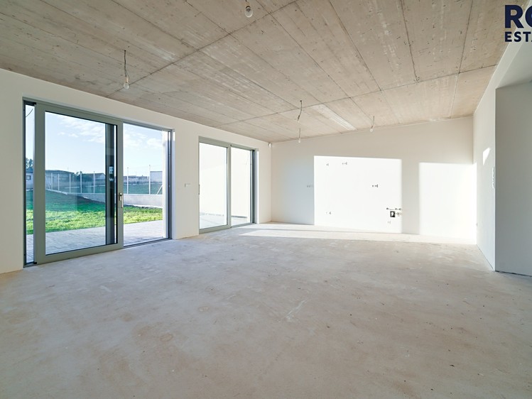 Prodej  rodinného domu 167 m², pozemek 679 m² - foto 6