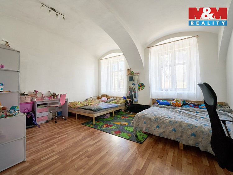 Prodej rodinného domu 220 m², pozemek 602 m² - foto 6
