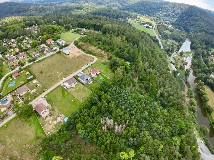 Prodej rodinného domu 158 m², pozemek 1 219 m² - foto 2