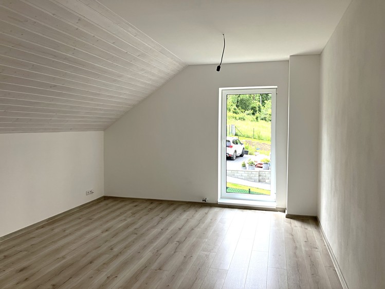 Prodej rodinného domu 158 m², pozemek 1 219 m² - foto 8