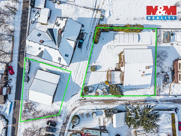 Prodej rodinného domu 300 m², pozemek 1 340 m² - foto 2