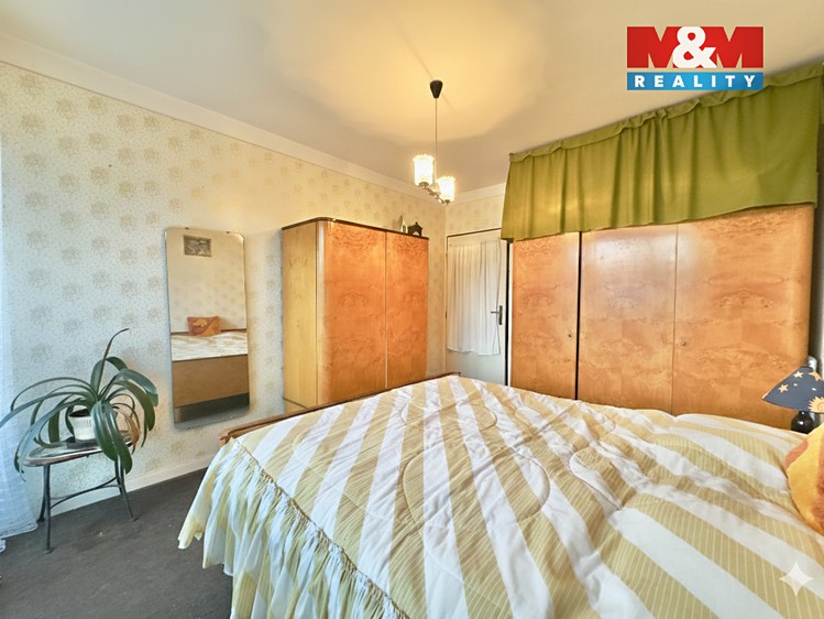 Prodej rodinného domu 120 m², pozemek 332 m² - foto 2