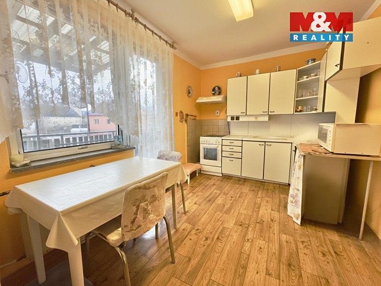 Prodej rodinného domu 120 m², pozemek 332 m² - foto 7