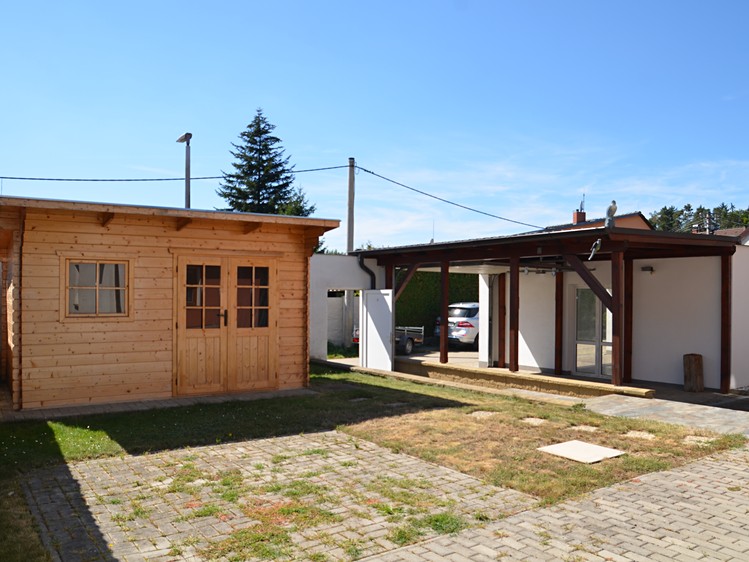 Prodej rodinného domu 319 m², pozemek 962 m² - foto 7