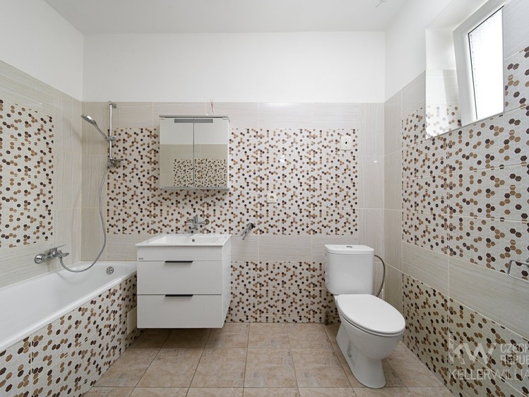 Prodej rodinného domu 140 m², pozemek 1 013 m² - foto 3