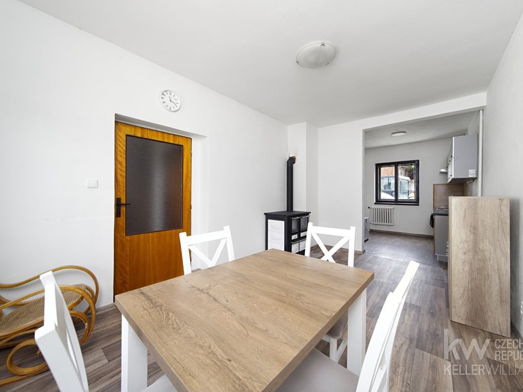 Prodej rodinného domu 140 m², pozemek 1 013 m² - foto 7