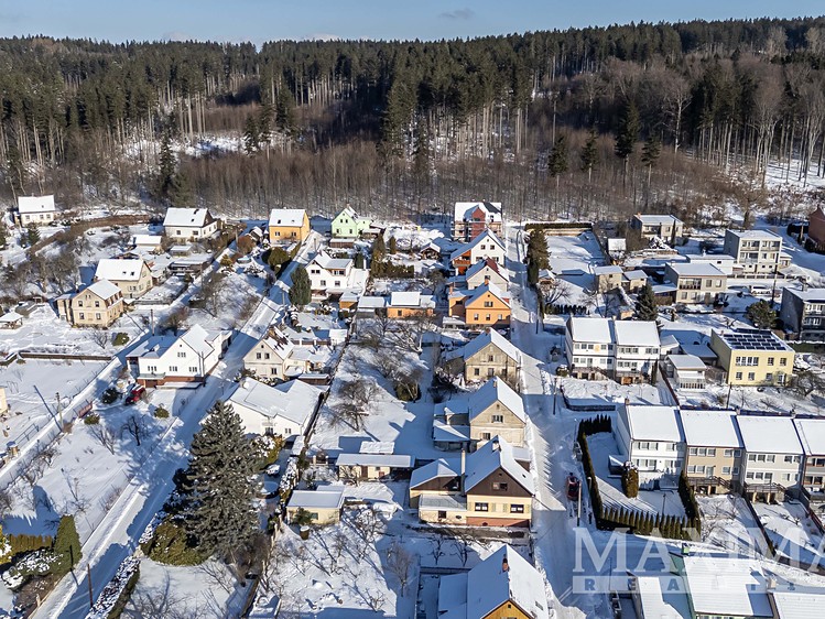 Prodej rodinného domu 195 m², pozemek 1 223 m² - foto 4
