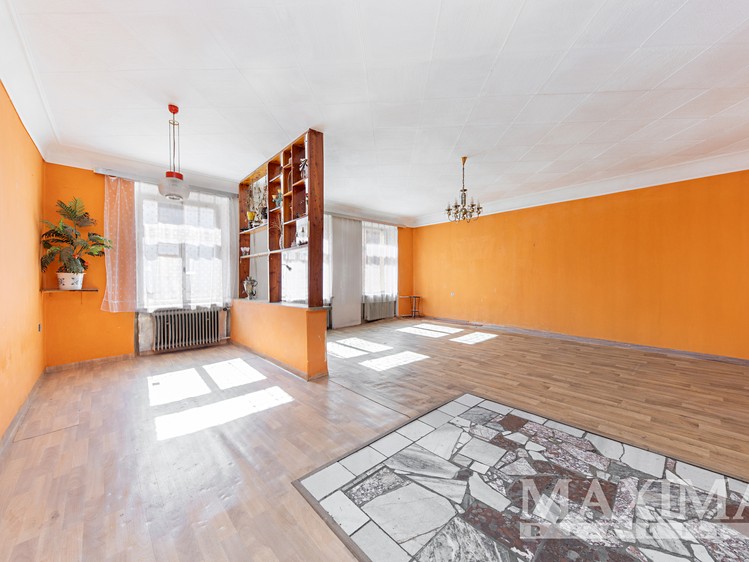 Prodej rodinného domu 290 m², pozemek 283 m² - foto 7