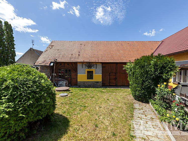 Prodej rodinného domu 150 m², pozemek 597 m² - foto 1