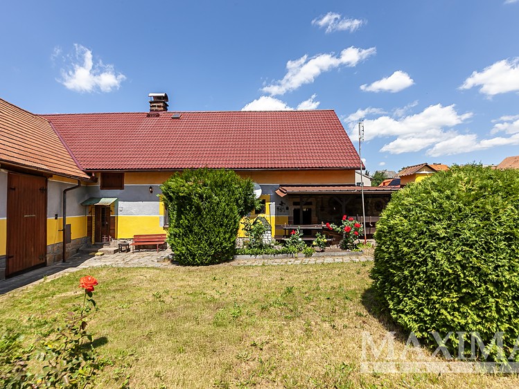 Prodej rodinného domu 150 m², pozemek 597 m² - foto 2