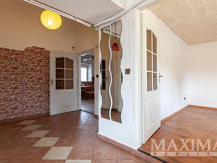Prodej rodinného domu 200 m², pozemek 298 m² - foto 8