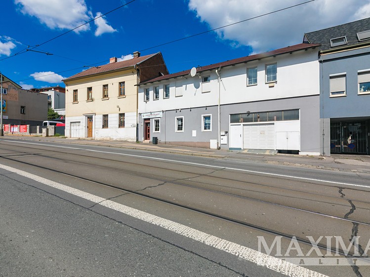 Prodej rodinného domu 247 m², pozemek 478 m² - foto 7