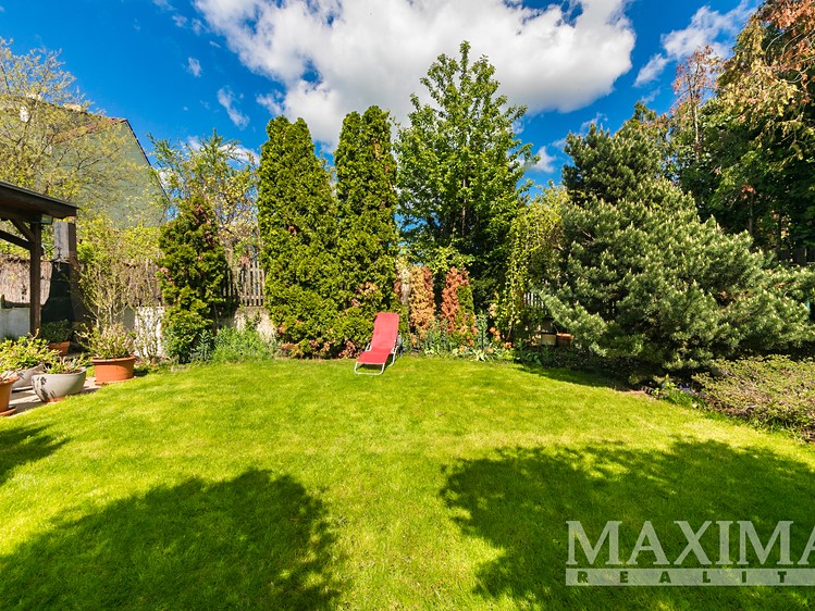 Prodej rodinného domu 247 m², pozemek 478 m² - foto 6