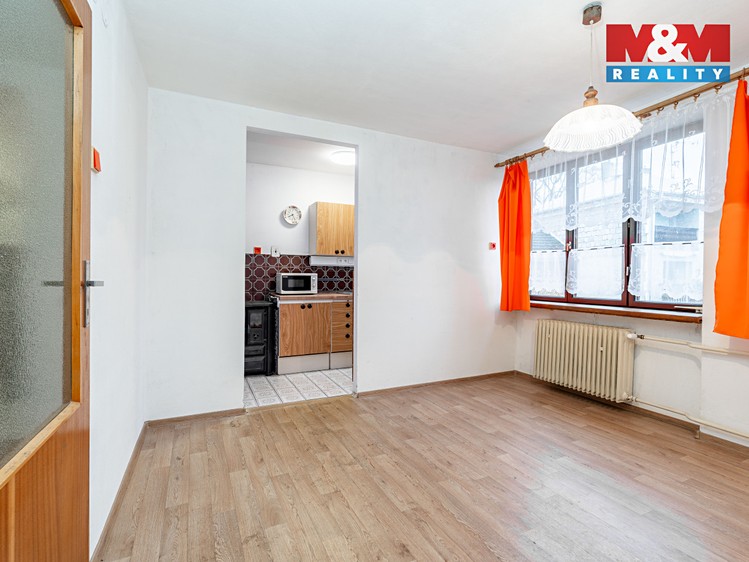 Prodej  rodinného domu 160 m², pozemek 686 m² - foto 8