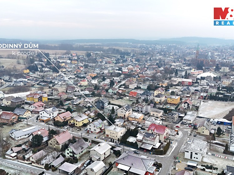 Prodej rodinného domu 196 m², pozemek 614 m² - foto 4
