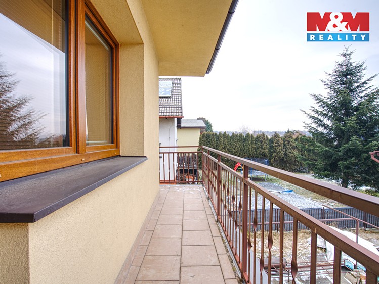 Prodej rodinného domu 196 m², pozemek 614 m² - foto 6