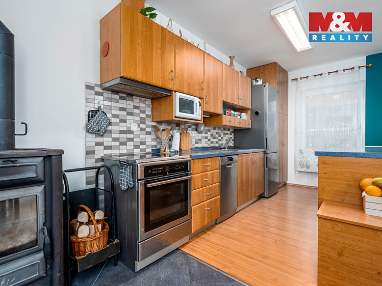 Prodej  rodinného domu 146 m², pozemek 671 m² - foto 4