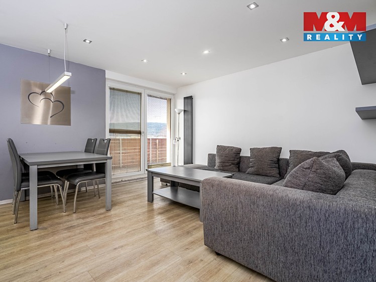 Prodej rodinného domu 187 m², pozemek 790 m² - foto 6