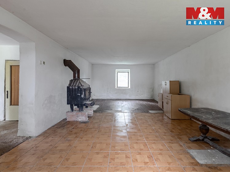Prodej rodinného domu 83 m², pozemek 1 261 m² - foto 4