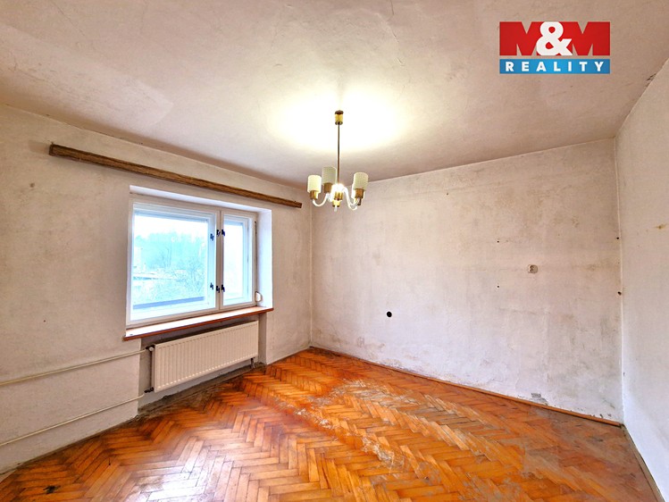 Prodej rodinného domu 135 m², pozemek 1 096 m² - foto 5