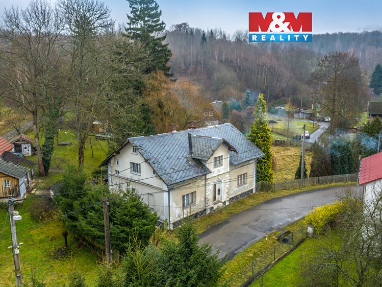 Prodej rodinného domu 190 m², pozemek 1 832 m² - foto 1