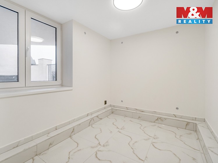 Prodej rodinného domu 138 m², pozemek 98 m² - foto 4