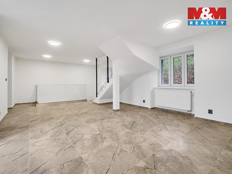 Prodej rodinného domu 138 m², pozemek 98 m² - foto 8