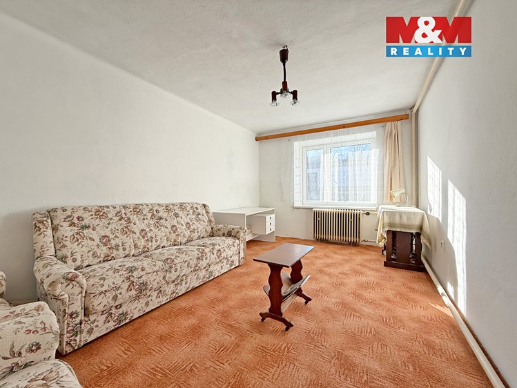 Prodej  rodinného domu 108 m², pozemek 1 137 m² - foto 3