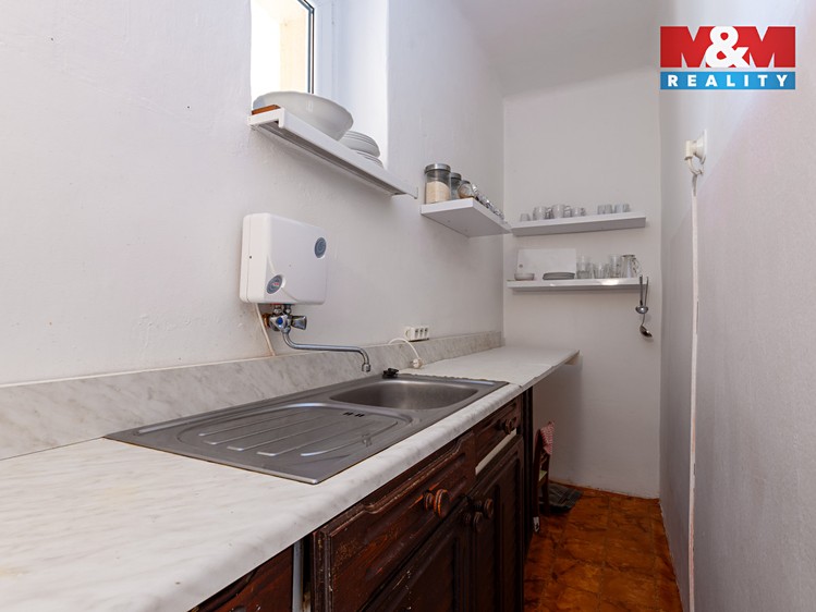 Prodej rodinného domu 86 m², pozemek 1 042 m² - foto 5