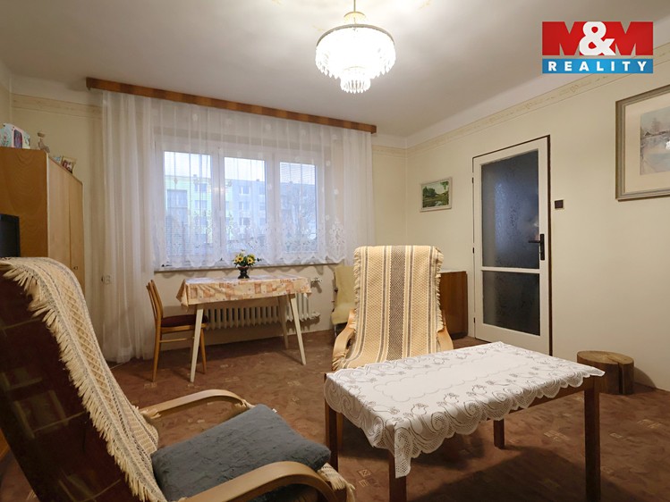 Prodej rodinného domu 196 m², pozemek 794 m² - foto 7