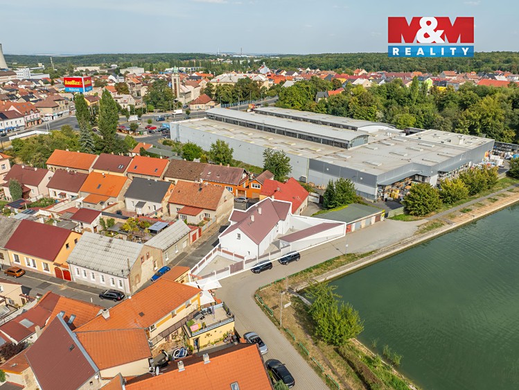 Prodej rodinného domu 121 m², pozemek 388 m² - foto 4