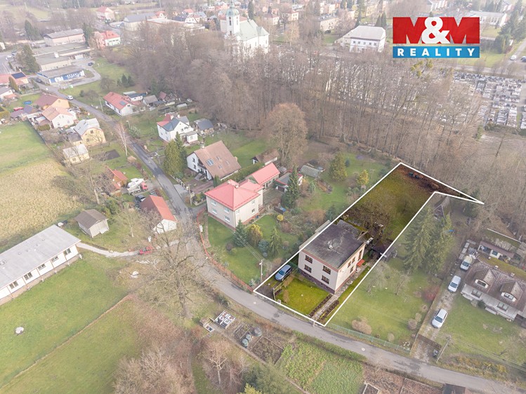 Prodej rodinného domu 200 m², pozemek 1 295 m² - foto 7