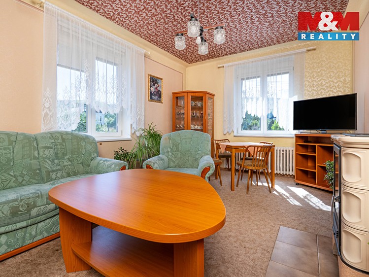 Prodej rodinného domu 174 m², pozemek 537 m² - foto 5