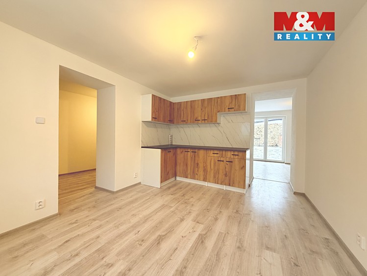 Prodej rodinného domu 117 m², pozemek 149 m² - foto 5