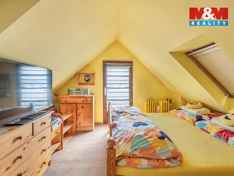 Prodej rodinného domu 105 m², pozemek 431 m² - foto 8