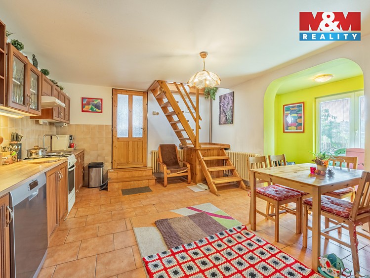 Prodej rodinného domu 105 m², pozemek 431 m² - foto 6
