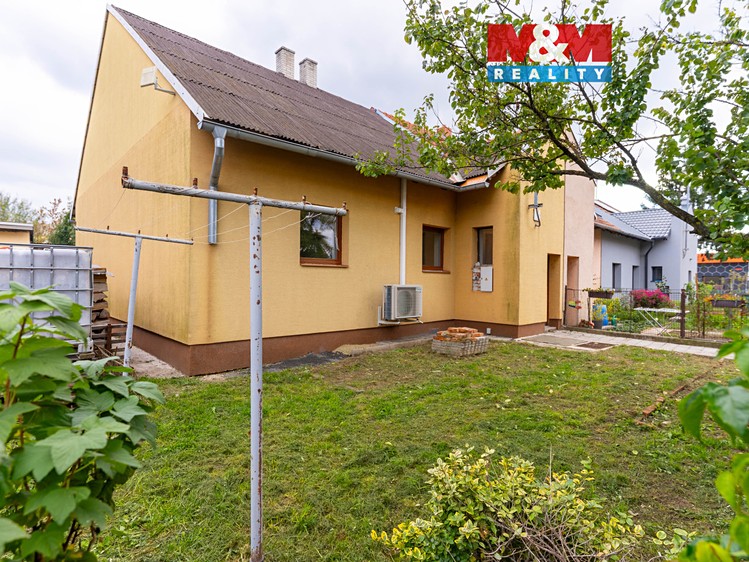 Prodej rodinného domu 115 m², pozemek 330 m² - foto 1
