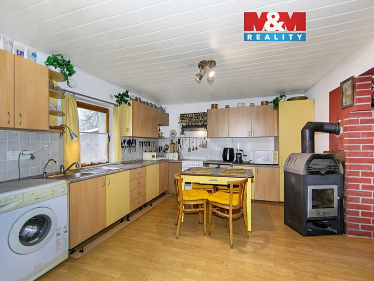 Prodej chaty 55 m², pozemek 373 m² - foto 1