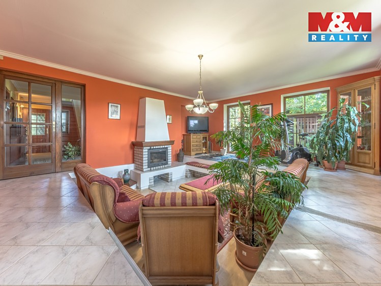 Prodej rodinného domu 249 m², pozemek 4 819 m² - foto 3