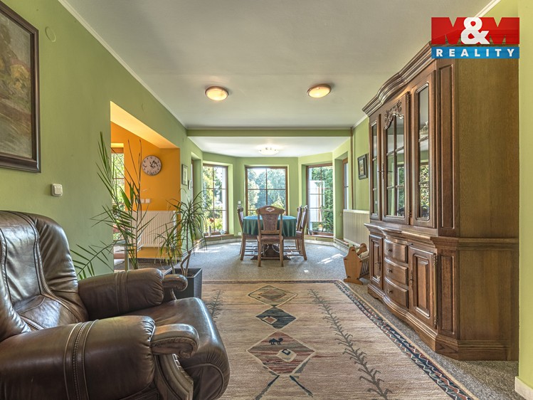 Prodej rodinného domu 249 m², pozemek 4 819 m² - foto 5