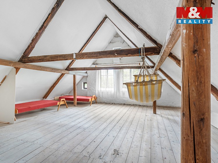 Prodej rodinného domu 160 m², pozemek 4 452 m² - foto 7