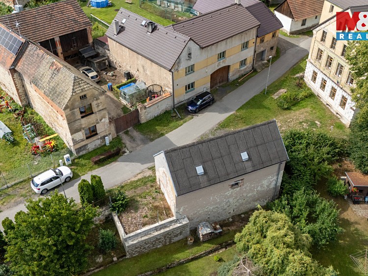 Prodej rodinného domu 140 m², pozemek 144 m² - foto 3