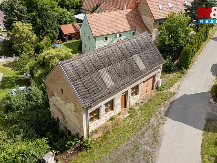 Prodej rodinného domu 140 m², pozemek 144 m² - foto 2