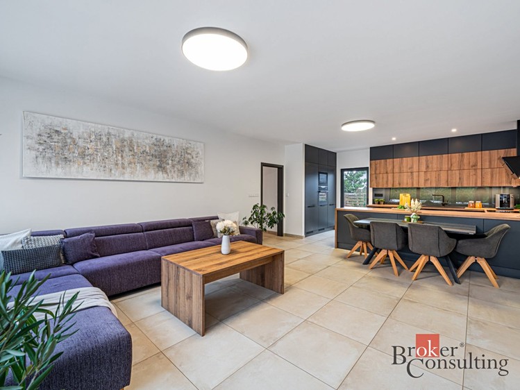 Prodej rodinného domu 120 m², pozemek 1 103 m² - foto 4