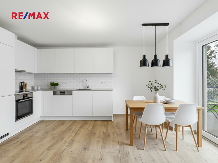 Prodej rodinného domu 171 m², pozemek 447 m² - foto 5